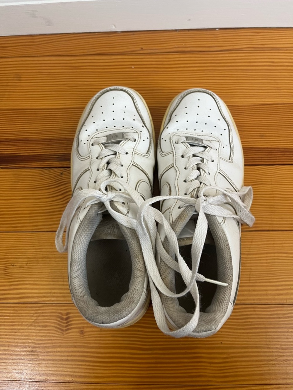 Nike Air Force 1 size 6Y - Picture 2 of 6